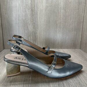 Anyi Lu Slingback Heel Shoes Womens 39 Pointed Toe Buckle Textured Leather Gray
